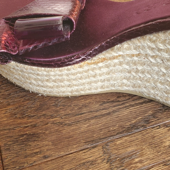 Burberry - Picture 10 of 10